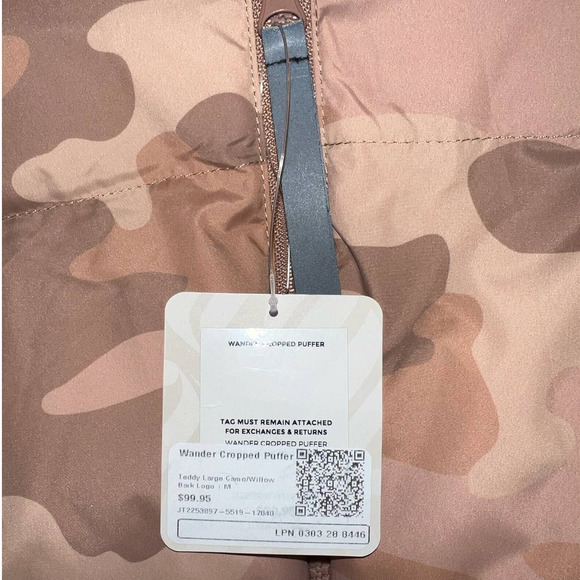 New Fabletics Wander Cropped Puffer Camo size M - Picture 5 of 11